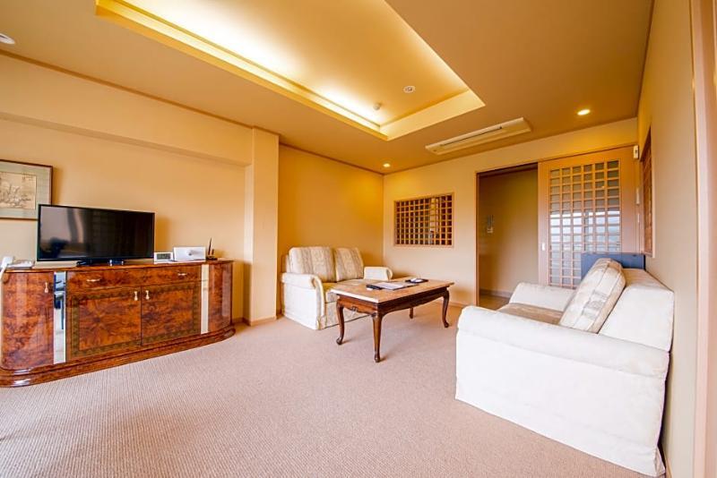 Japaning Hotel Liv Ranrokaku Kioto Zewnętrze zdjęcie