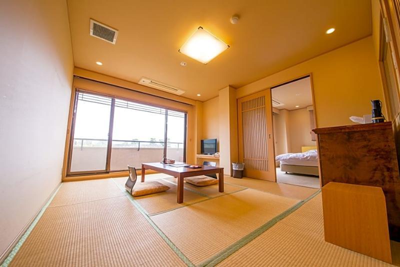 Japaning Hotel Liv Ranrokaku Kioto Zewnętrze zdjęcie