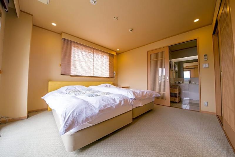 Japaning Hotel Liv Ranrokaku Kioto Zewnętrze zdjęcie
