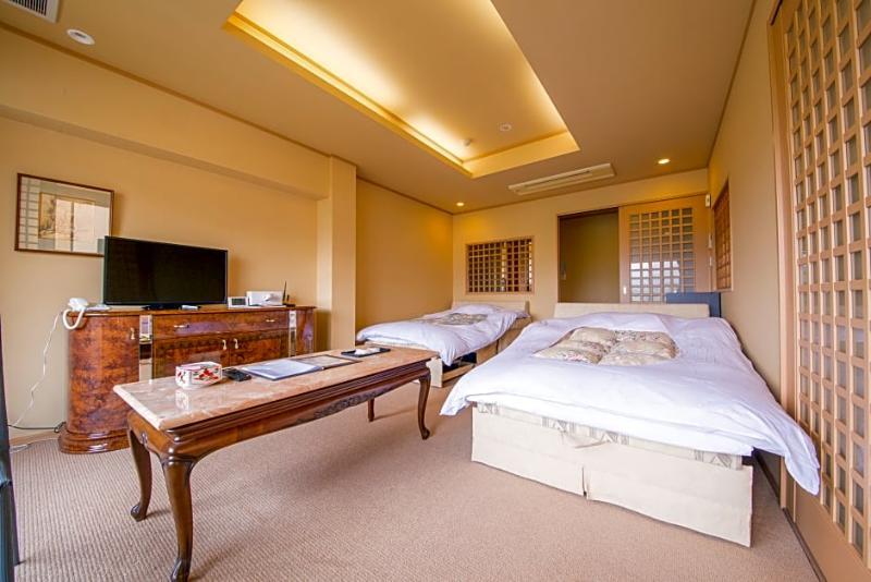 Japaning Hotel Liv Ranrokaku Kioto Zewnętrze zdjęcie
